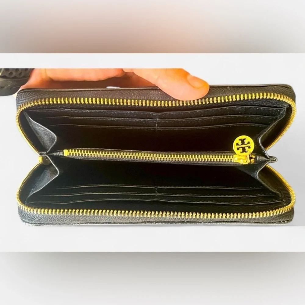TORY BURCH Black/Gold Pebble‎ Leather Long Wallet